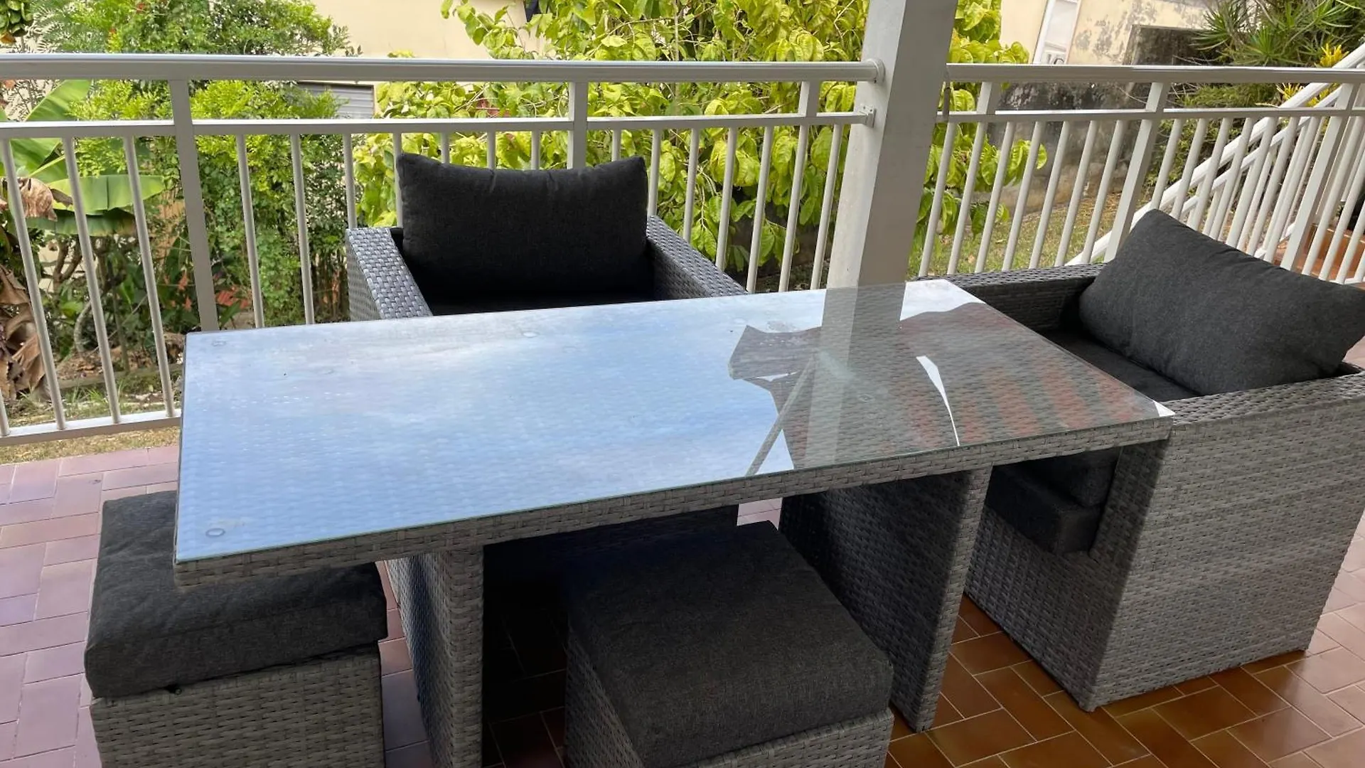 פור-דה-פראנס Villa 3 Chambres- Secteur Centre - Calme Et Ventile